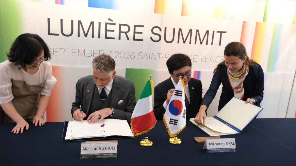 Giuli firma l’Accordo di coproduzione cinematografica con la Corea del Sud